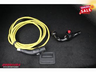 Volkswagen ID.3 First Max 58 kWh Pano LED Navi Clima Camera LRHZ SHZ AHK picture 27