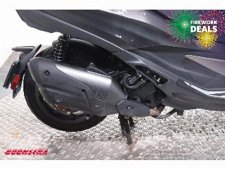 Piaggio  MP3 530 HPE Exclusive ABS Camera 4.804 km! picture 13
