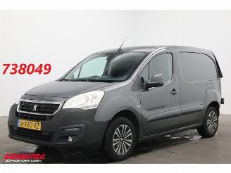 skadebil bedrijf Peugeot Partner 1.6 BlueHDi Aut. 100 PK Navi Airco Cruise PDC AHK 116.675 km 2018/9