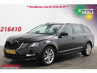 skadebil auto Skoda Octavia Combi 1.0 TSI DSG Ambition Navi Clima Cruise SHZ PDC AHK 2020/2