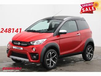 Vaurioauto  microcars Aixam  e Crossover Moped Premium Leder Camera 100% elektrisch! 2022/10