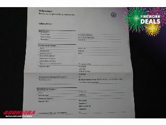 Volkswagen Up! 1.0 5-DRS Airco Bluetooth 59.636 km! picture 19