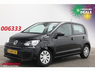 Damaged car Volkswagen Up! 1.0 5-DRS Airco Bluetooth 59.636 km! 2023/9