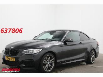 skadebil auto BMW 2-serie Coupé M240i Executive BiXenon Navi Clima Cruise SHZ PDC 147.428 km! 2016/11