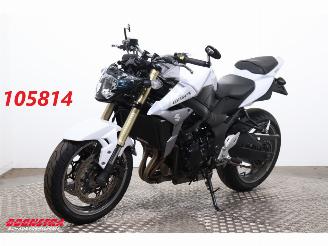 Vaurioauto  motor cycles Suzuki  GSR 750 ABS 2013/10