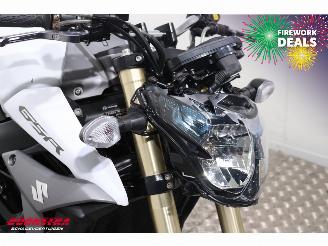 Suzuki  GSR 750 ABS picture 13