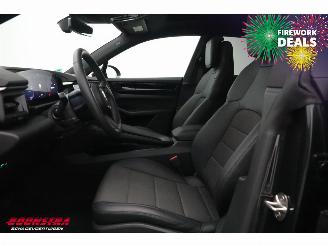 Porsche Macan 4 100 kWh PASM Memory Pano ACC Pass. Display Camera 7.110 km! picture 16