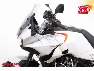 Moto Guzzi  V100 Mandello LED Cruise BY 2023 picture 9