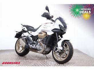 Moto Guzzi  V100 Mandello LED Cruise BY 2023 picture 2