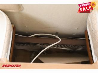 Kabe  Ametist 560 GLE Solar Mover Single Beds picture 10