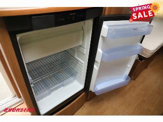 Kabe  Ametist 560 GLE Solar Mover Single Beds picture 20