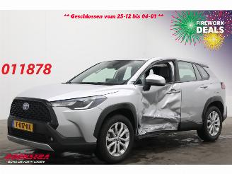 Voiture accidenté Toyota Corolla Cross 2.0 HP Hybrid Active LED ACC Navi Clima Camera LRHZ SHZ AHK 2023/3