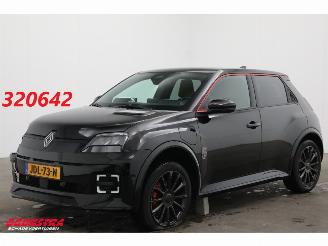 damaged passenger cars Renault 5 comfort range iconic cinq 52 kWh LED ACC Apple/Android Camera 2025/9