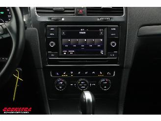 Volkswagen Golf 1.0 TSI DSG Comfortline ACC Clima SHZ PDC. picture 17