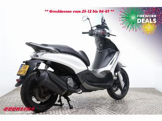 Piaggio Beverly 350 Beverly 350 Sport ABS LED picture 3
