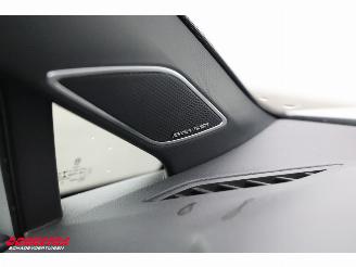 Volkswagen Golf 1.5 eTSI DSG R-Line Pano Matrix ACC LRHZ Camera SHZ picture 24