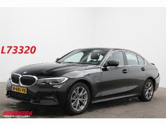 Avarii autoturisme BMW 3-serie 320e Business Edition Plus LED Leder Navi Clima Cruise SHZ PDC 2022/1