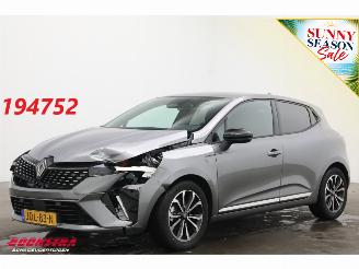skadebil auto Renault Clio 1.6 E-Tech Full Hybrid 145 techno LED Navi Clima Cruise Camera 3.962 km! 2025/9