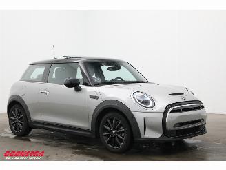 Mini Cooper SE Electric 40.7 kWh LED H/K HUD Schuifdak Leder Cruise SHZ Camera picture 2