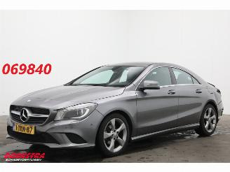 Damaged car Mercedes Cla-klasse 180 BlueEFF. Ambition Airco Cruise PDC AHK 186.437 km! 2014/3