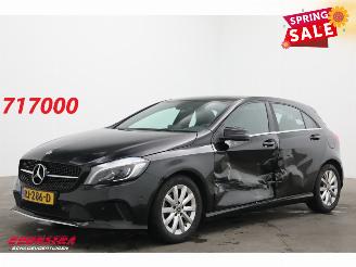 krockskadad bil auto Mercedes A-klasse 180 d Business Solution Navi Airco Cruise SHZ PDC 2017/11