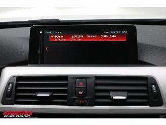 BMW 3-serie Touring 318i Aut. Leder Navi SHZ PDC AHK 133.401 km! picture 17