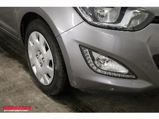 Hyundai I-20 1.2i Business Edition Airco AHK 82.240 km! picture 9
