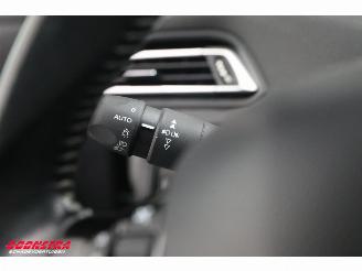 Peugeot 308 SW 1.2 PureTech Active Pano Navi Clima Cruise PDC AHK picture 16