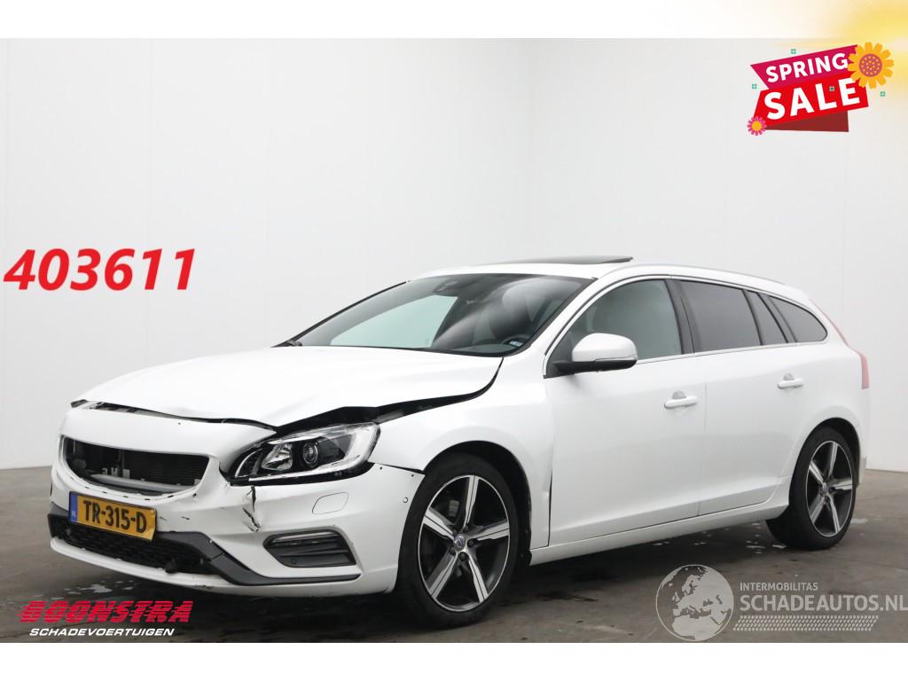 Volvo V-60 2.0 T4 Aut. R-Design Schuifdak Leder Navi Clima Cruise Camera SHZ PDC AHK