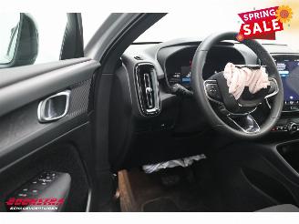 Volvo C-40 Single Motor Extened Range Core 82 kWh Pano LED ACC Apple/Android Camera picture 18