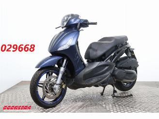 dommages motocyclettes  Piaggio Beverly 350 350 Beverly Sport ABS 2020/9