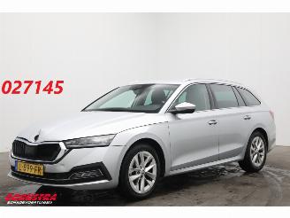 skadebil auto Skoda Octavia Combi 1.0 e-TSI DSG Ambition LED Apple/Android Virtual Cruise PDC AHK 2021/6