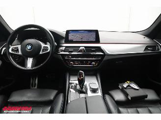 BMW 5-serie Touring 530i M-Sport LED ACC Leder SHZ PDC picture 13