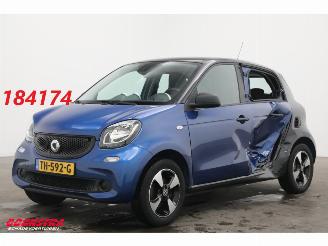 Vaurioauto  passenger cars Smart Forfour 1.0 Business Solution Eerste Eigenaar! Clima Cruise 10.531 km! 2018/8