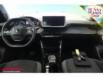 Peugeot e-2008 EV Facelift Active 54 kWh LED Navi Clima Cruise SHZ PDC 41.758 km! picture 14