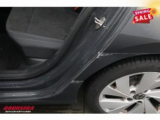 Volkswagen Golf Variant 2.0 TDI DSG Style Pano LED ACC ErgoComf. HUD Camera LRHZ picture 12