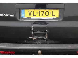 Volkswagen Transporter 2.0 TDI 180 PK DSG L2-H1 DoKa 5-Pers. Leder Xenon Navi Airco Cruise AHK picture 5