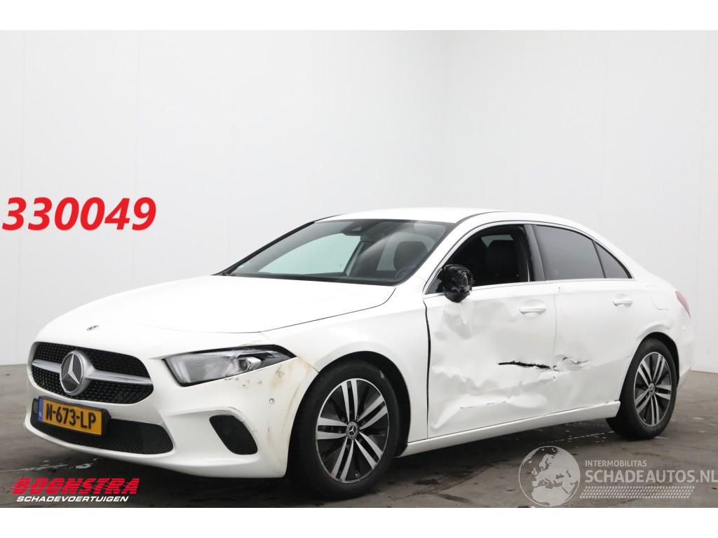 Mercedes A-klasse 180 7G-Tronic LED Leder Navi Cruise Camera SHZ AHK