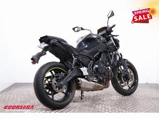 Kawasaki Z 650 ABS LED 2.559 km!! picture 3