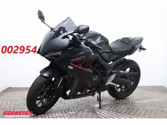 Schade motor Honda  CBR 650 R LED ABS 5.060 km! 2025/7