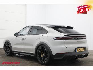Porsche Cayenne 4.0 Turbo GT E-Hybrid PCCB Sport Chrono PDLS+ HUD Burmester HUD 360° picture 4