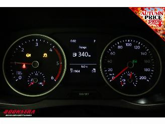 Volkswagen Crafter 2.0 TDI 175 PK DSG Ambulance RTW Lucht 2X Schuifdeur LED Leder Airco Cruise PDC picture 15