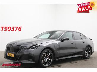 skadebil auto BMW 5-serie 530e M-Sport Pro Leder ACC H/K Camera SHZ 2024/12