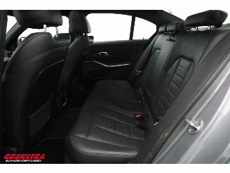 BMW 3-serie 330E M-Sport Schuifdak H/K Memory HUD LRHZ Camera AHK picture 17