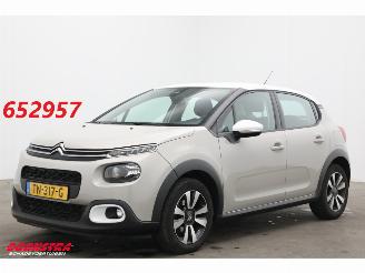 Vaurioauto  passenger cars Citroën C3 1.2 PureTech S&S Shine Navi Clima Cruise Camera PDC 76.176 km! 2018/9