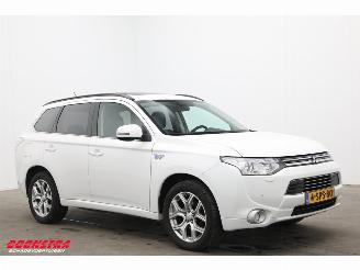 Mitsubishi Outlander 2.0 PHEV Instyle 4WD Schuifdak Leder Cruise Camera SHZ AHK picture 2