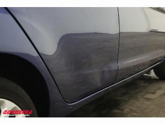 Ford Fiesta 1.0 Trend 5-DRS Navi Bluetooth Airco Cruise picture 13