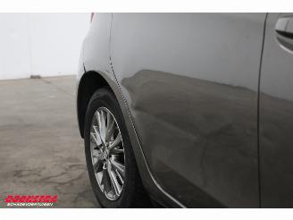 Toyota Yaris 1.5 Hybrid Comfort Navi Clima Cruise Camera picture 5