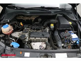 Volkswagen Polo 1.2-12V Trendline 5-DRS Bluetooth Airco 189.883 km! picture 9