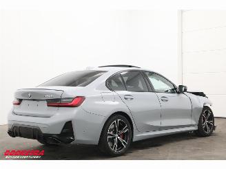 BMW 3-serie M340i xDrive Schuifdak LED HUD 360° ACC H/K 828 km!! picture 3